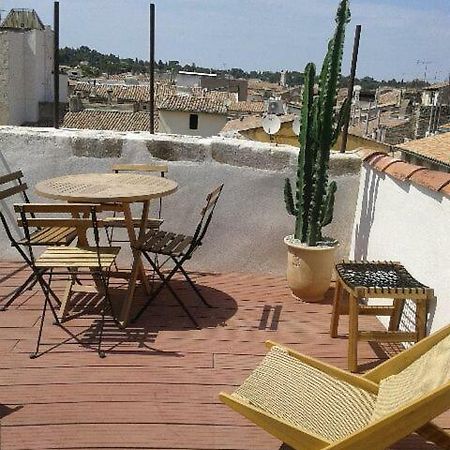 Appartement Avec Terrasse Panoramique Au Coeur De Nîmes Eksteriør billede